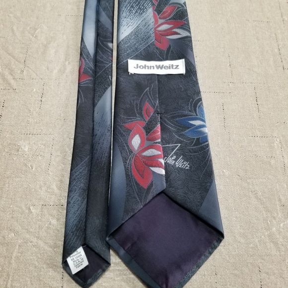 Men Neck Tie John Weitz Black Floral Logo Made in USA 3.75" Wide by 54" Long - Picture 5 of 11